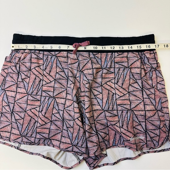 Patagonia Nine Trails Brief Lined Shorts Back Zippered Pocket Dusty Pink Black - Picture 7 of 16